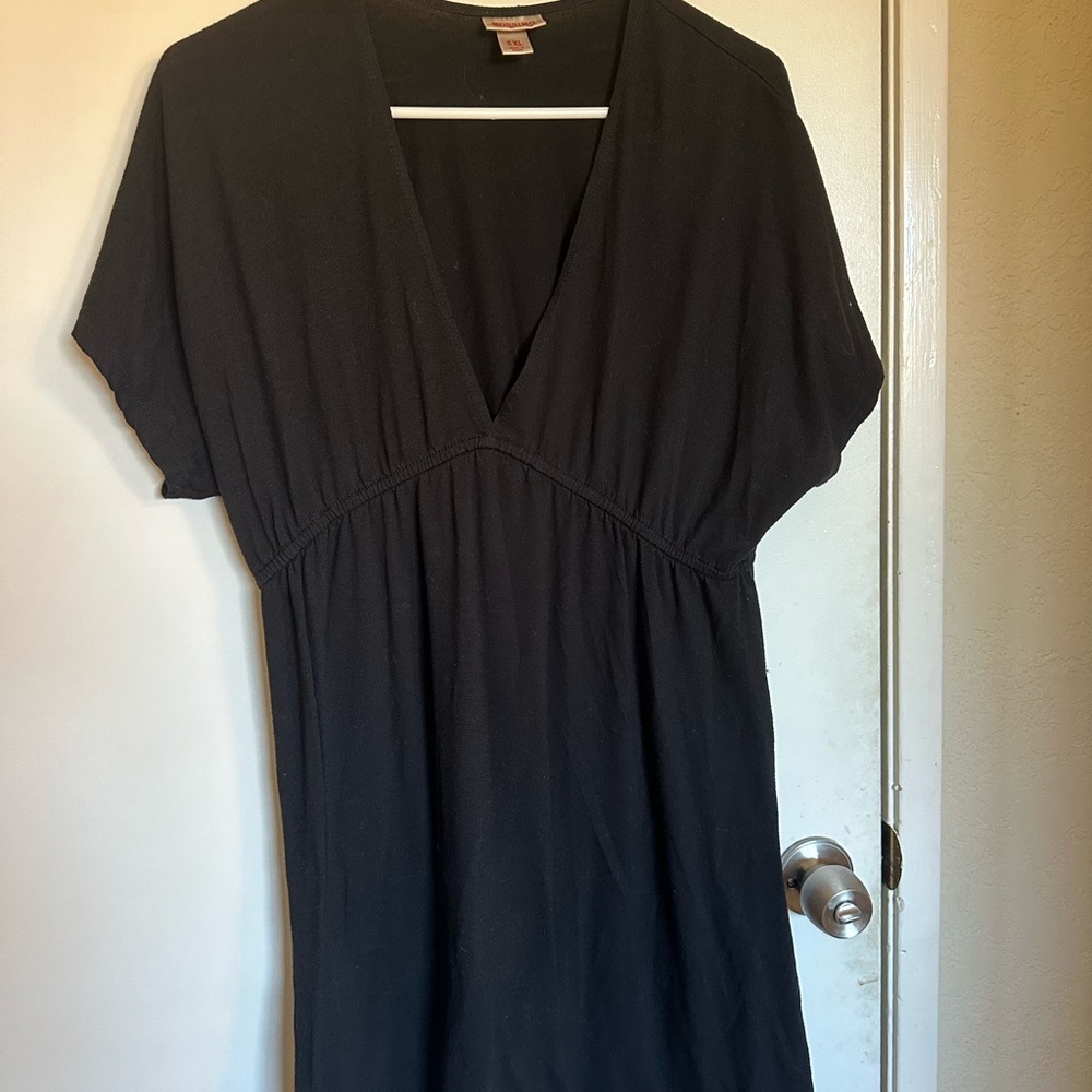 Mossimo Supply Co. Classic Black Top